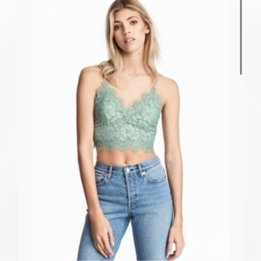 H&M Seafoam Green Lace Crop Top